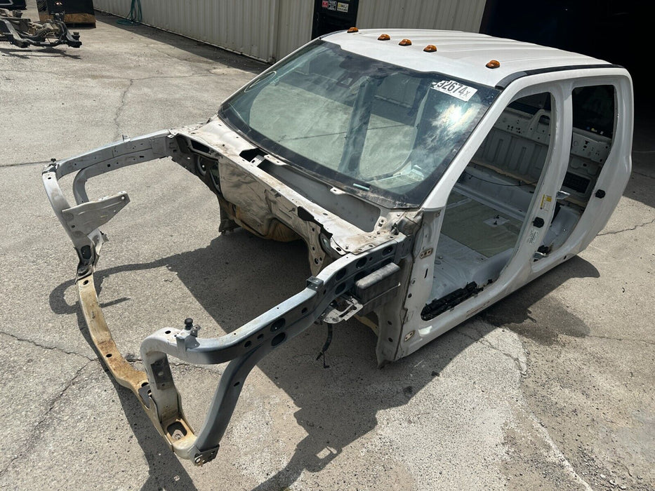 2017-2022 FORD F250 F350 F450 PLATINUM CREW CAB 4 DOOR CAB SHELL METALLIC WHITE