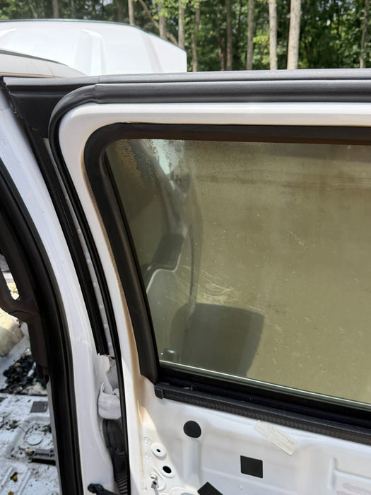 2017-2022 FORD F250 F350 F450 KING RANCH WHITE REAR PASSENGER RH DOOR (UG, H5)