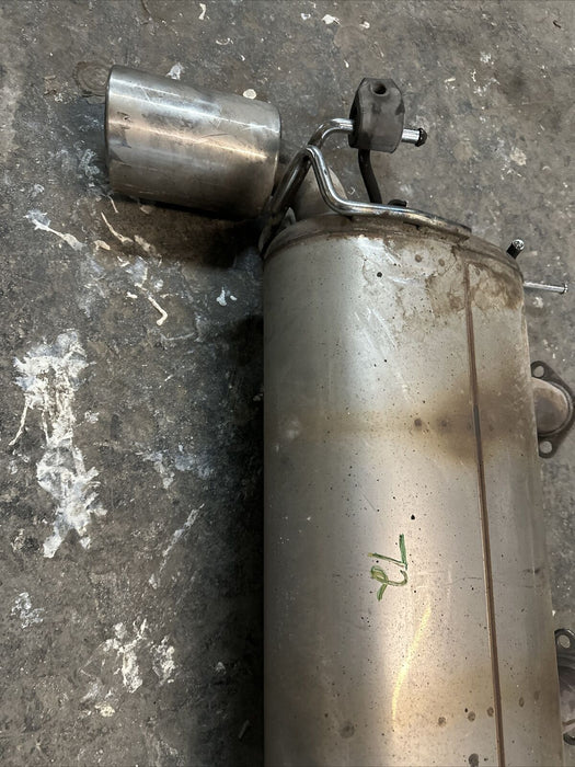 2018 NISSAN 370Z OEM REAR MUFFLER EXHAUST WITH TIPS 20100 0GA0A