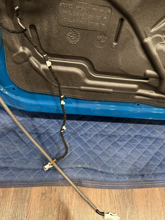 2015-2020 BMW M4 F82 FRONT LEFT DRIVER DOOR LAGUNA SECA BLUE 448 MINOR SCRATCHES