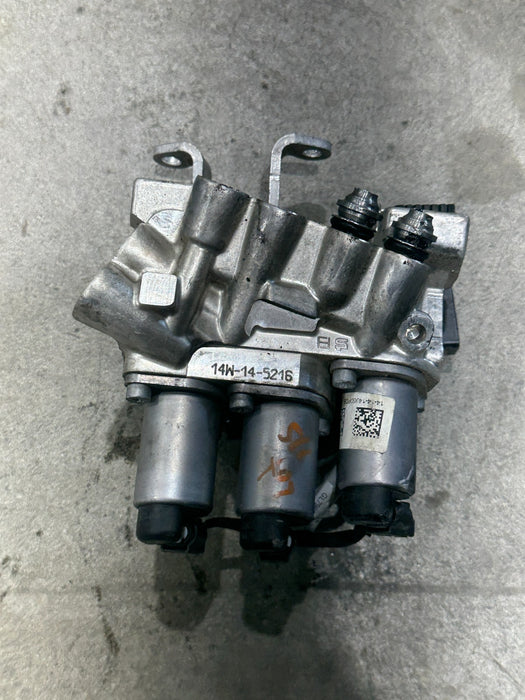 2014 PORSCHE 911 TURBO S 991 PDCC DYNAMIC CHASSIS CONTROL HYDRAULIC VALVE OEM