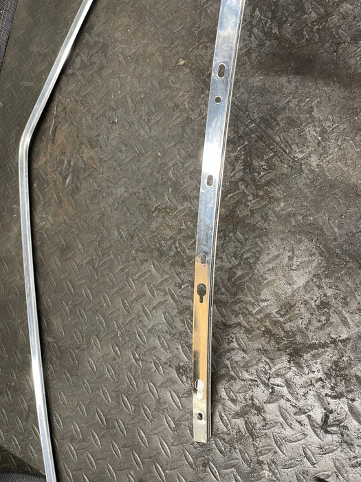 2017 NISSAN 370Z NISMO EXTERIOR A PILLAR MOULDING BRACKET LEFT RIGHT OEM