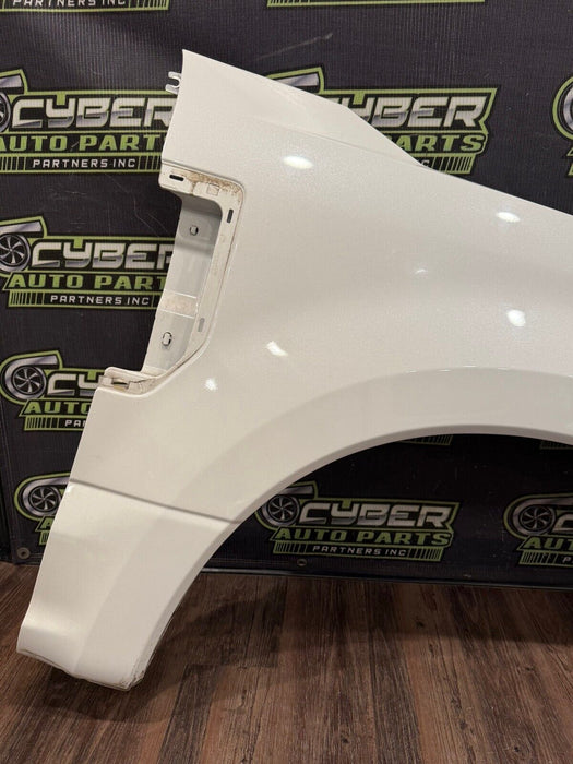 2020-22 FORD F250 F350 F450 FRONT RIGHT FENDER OEM STAR WHITE (AZ) *DENT/READ*