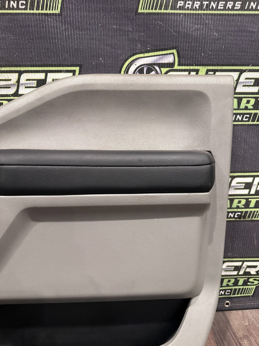 2020 FORD F250 F350 F450 XLT FRONT RIGHT PASSENGER DOOR PANEL OEM ~MINOR WEAR~