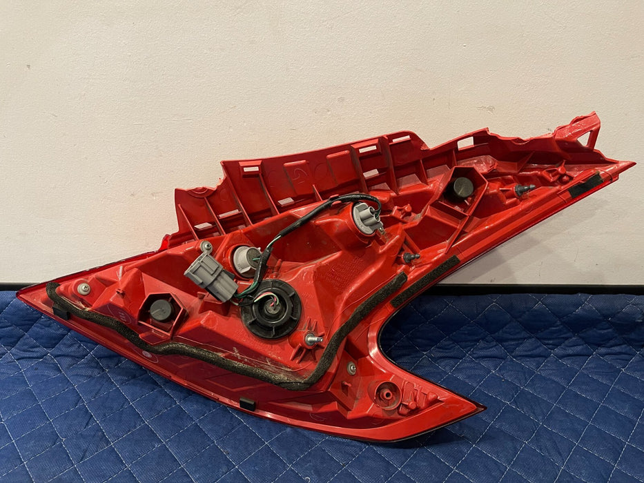 2012 NISSAN 370Z CONV REAR DRIVER LEFT TAIL LIGHT OEM *MINOR SCRATCHES/SCUFFS*