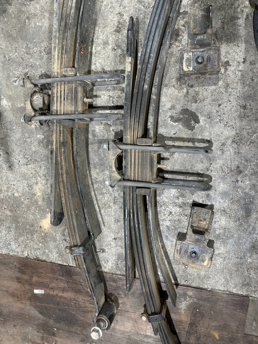 2024 FORD F350 REAR LEFT RIGHT LEAF SPRINGS W/SPACERS OEM HC3C5A975NH HC3C 5A975