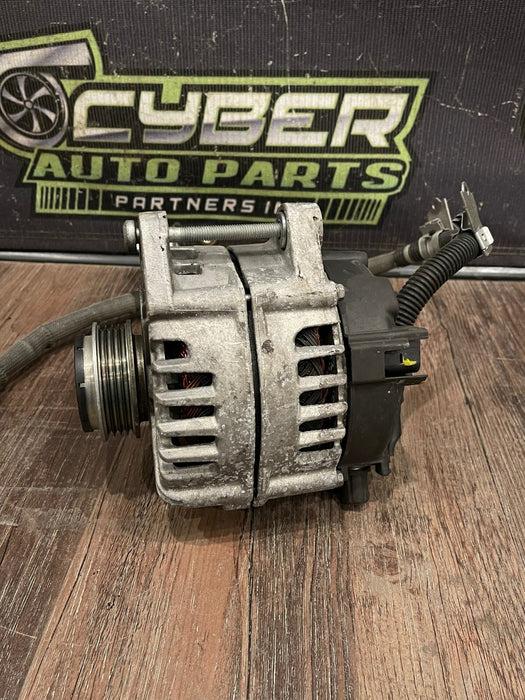 2017 MERCEDES-BENZ C63 AMG V8 ALTERNATOR GENERATOR W/ HOSE OEM 000 906 17 05