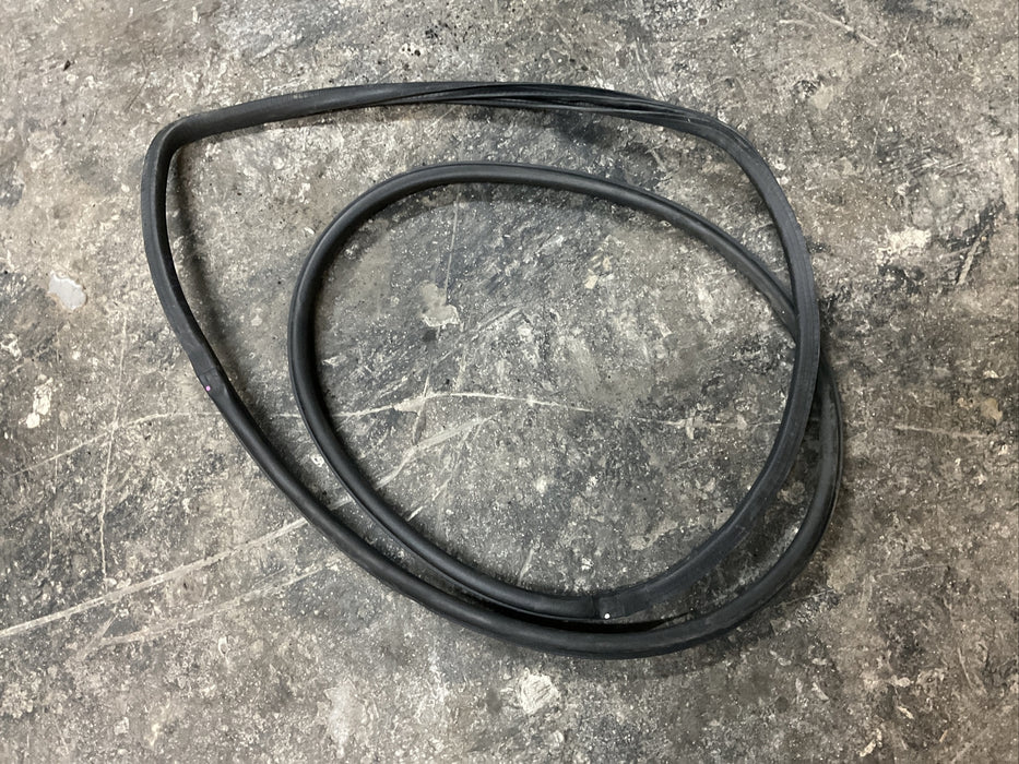 2019 NISSAN 370Z NISMO RH PASSENGER DOOR WEATHER STRIP SEAL LINER OEM 2009-2020