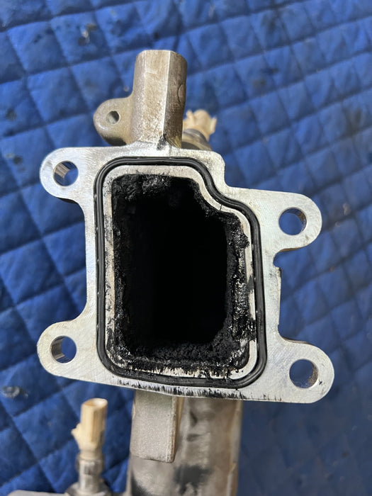 2016-2019 NISSAN TITAN XD CUMMINS ENGINE INTAKE MANIFOLD OEM