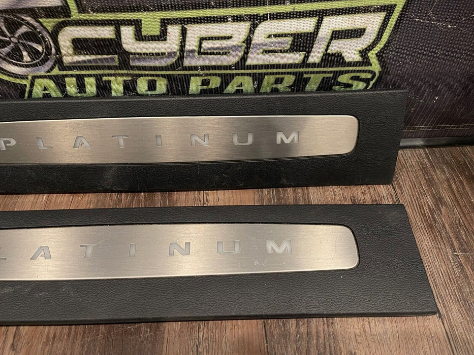 2017-2019 FORD F250 F350 PLATINUM FRONT LEFT RIGHT KICK PLATE PAIR OEM *SCUFFS