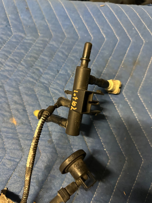 2017-2020 FORD F250 F350 F450 VACUUM HOSE OEM *HC3C-7A784-BA*