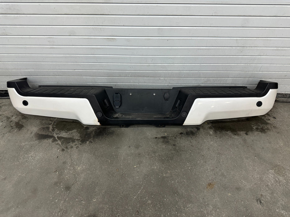 2017-2019 FORD F450 REAR BUMPER OEM TRI COAT WHITE (UG) *WEAR/RUST*