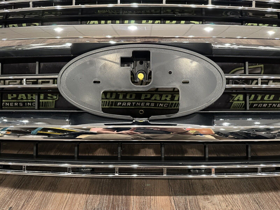 2020 2021 2022 FORD F250 F350 PLATINUM CHROME GRILLE GRILL OEM ~BROKEN TAB~