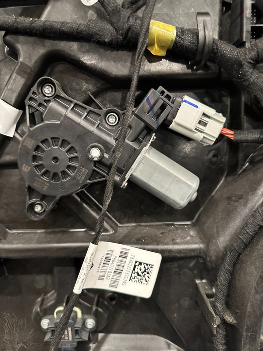 2024 DODGE RAM 3500 LARAMIE FRONT LEFT DOOR CARRIER PANEL W MOTOR OEM