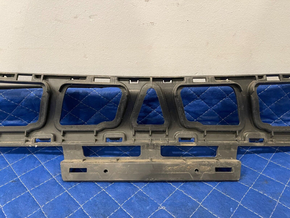 2017 MERCEDES-BENZ C63 AMG CONV FRONT BUMPER CENTER LOWER MOUNT OEM