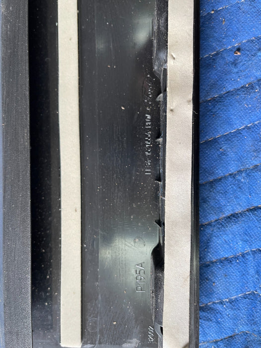 2017-2019 FORD F250 F350 FRONT RIGHT GLOSS BLACK DOOR B PILLAR OEM