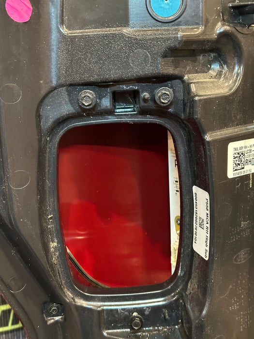 2020 2021 2022 FORD F250 F350 F450 LED TAIL LIGHT PAIR LEFT RIGHT W/ BLIND SPOT