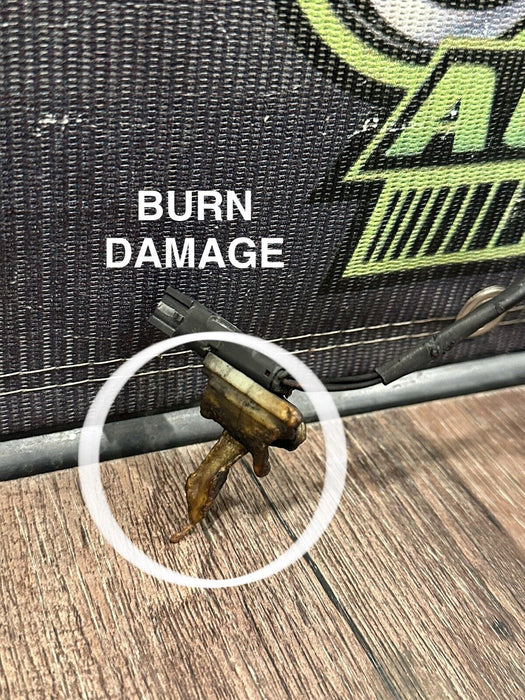 2017-2019 FORD F250 F350 FRONT LEFT DOOR HANDLE TRI COAT (UG) OEM *BURN DAMAGE*