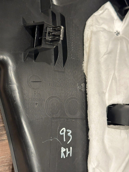 2017-2019 FORD F250 F350 PLATINUM PASSENGER RIGHT C PILLAR TRIM OEM