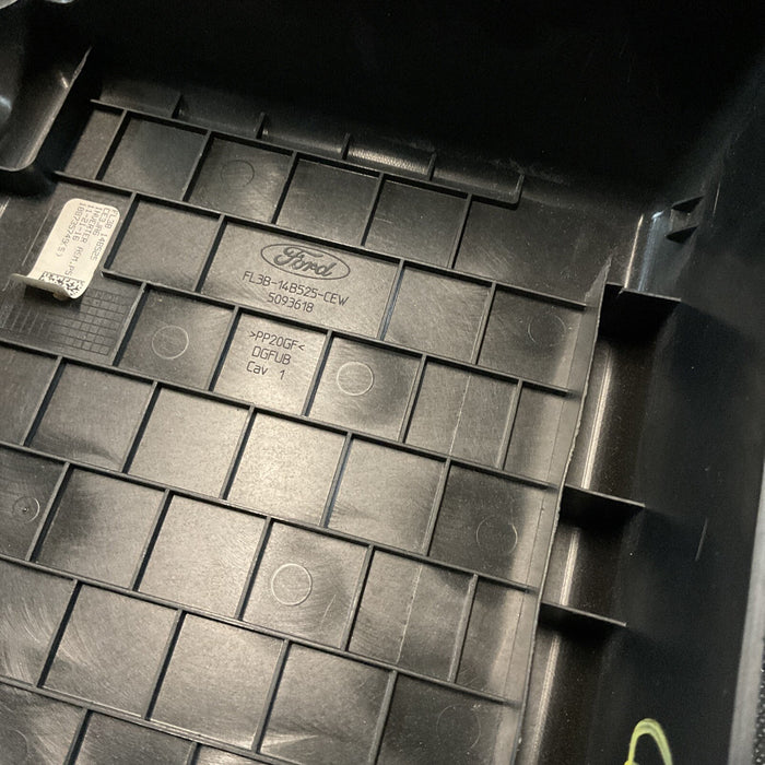 2017-2019 FORD F250 F350 POWER INVERTER OEM FRONT LID COVER OEM