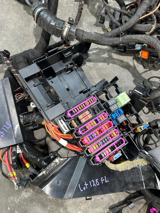 2017 AUDI R8 SPYDER MAIN CHASSIS INTERIOR WIRING HARNESS OEM