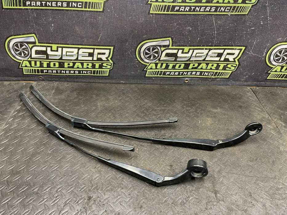 2017 AUDI R8 WINSHEILD WIPERS OEM 2018