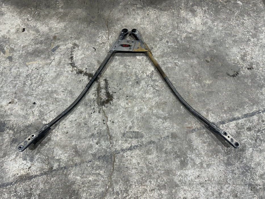 2013 NISSAN 370Z REAR CHASSIS V BRACE OEM