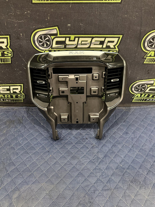 2021 2022 DODGE RAM 2500 3500 DASH DASHBOARD 12' SCREEN CARBON FIBER BEZEL OEM