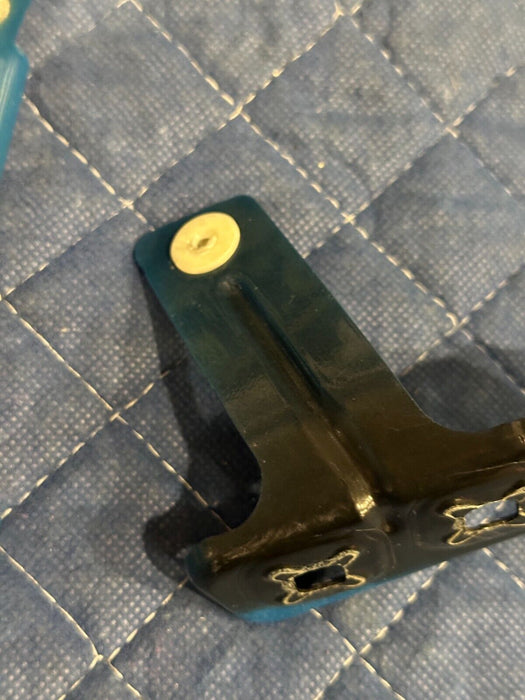 2015-2020 BMW M4 F82 FRONT LEFT FENDER MOUNTING BRACKETS (3) 41 35 8 055 703