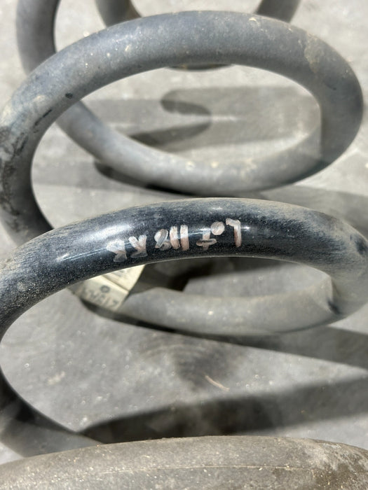2015 DODGE RAM 2500 REAR PASSENGER RIGHT COIL SPRING OEM 68091219AA
