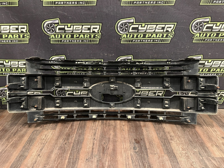 2017-2019 FORD F250 F350 F450 KING RANCH GRILLE OEM