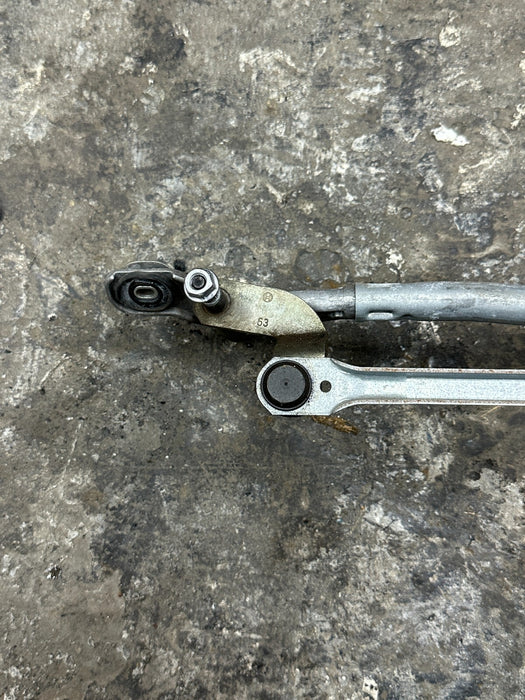 2014 AUDI R8 WINDSHIELD WIPER MOTOR 423 955 024 OEM GENUINE