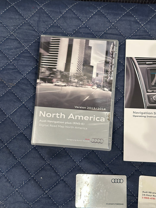 2014 AUDI R8 OWNER MANUAL BOOKLET SET GUIDE & LEATHER CASE OEM