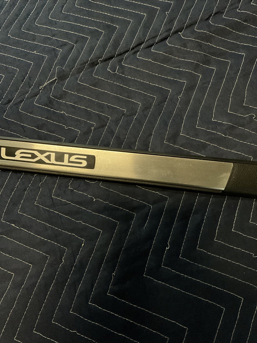 2015 LEXUS RC-F KICK PLATE RH PASSENGER SIDE