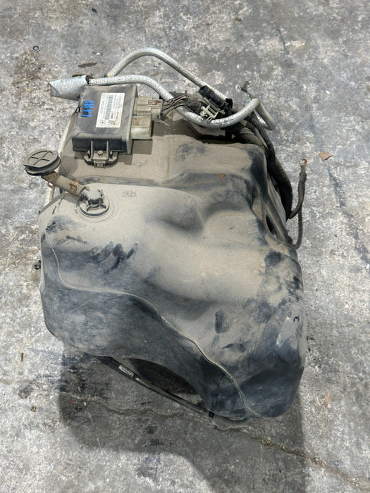 2022 DODGE RAM 3500 DEF DIESEL EXHAUST FLUID TANK OEM 57009090AA