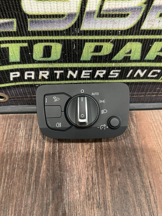 2021 AUDI R8 HEADLIGHT SWITCH BEZEL OEM 4S0 941 531