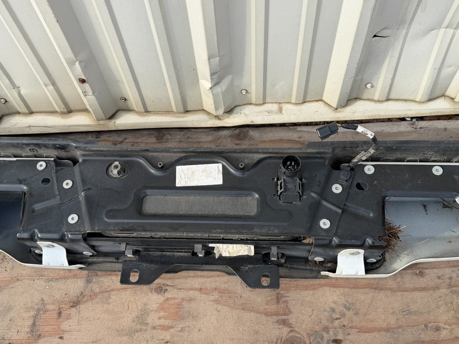 2020 2021 2022 FORD F250 F350 F450 REAR BUMPER STAR WHITE (AZ) OEM COMPLETE
