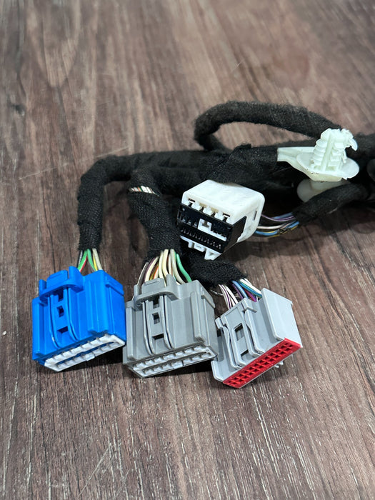 2017-2019 FORD F250 F350 SUBWOOFER AMP AMPLIFIER PIGTAIL CONNECTORS OEM