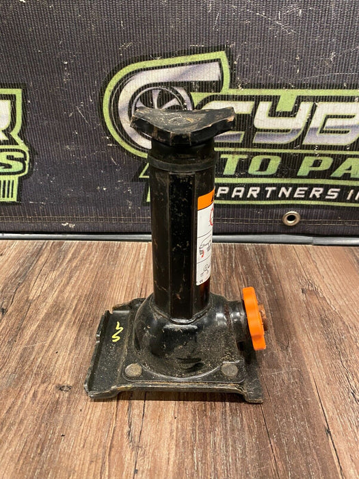 2017-2019 FORD F250 F350 SUPERDUTY SPARE TIRE JACK BOTTLE OEM