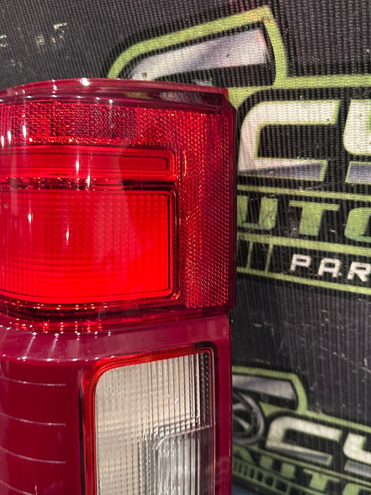 2020 2021 2022 FORD F250 F350 F450 LED TAIL LIGHT PAIR LEFT RIGHT W/ BLIND SPOT