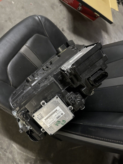 2017 AUDI R8 PLUS LASER PASSENGER HEADLIGHT OEM *MODULES NOT INCLUDED*