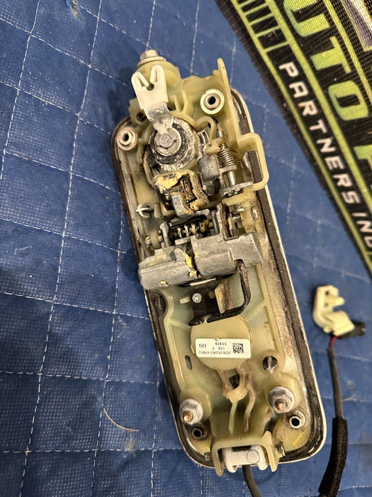 2017-2022 FORD F250 F350 F450 LIMITED FRONT DRIVER LEFT DOOR HANDLE (UG) OEM