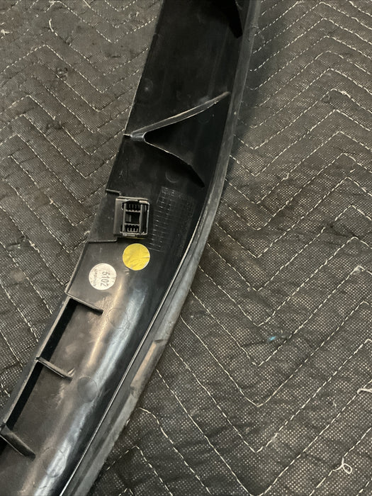 2014 Mercedes S550 W222 REAR LEFT TRUNK TAILLIGHT SEAL TRIM COVER 2226901344