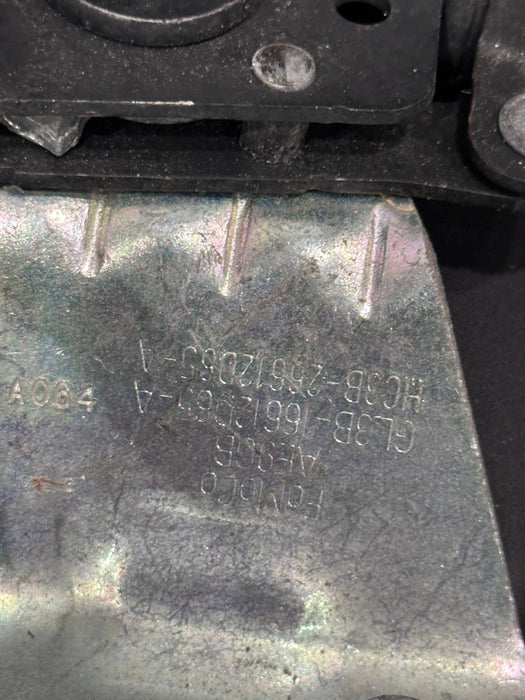 2018-2019 FORD F250 F350 F450 LARIAT FRONT DRIVER LEFT SEATBELT OEM