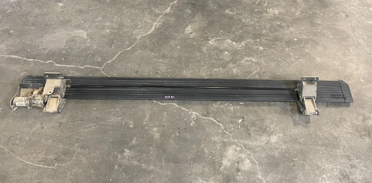 2017-2019 FORD  F350 F450 PASSENGER RIGHT SIDE RUNNING BOARD OEM