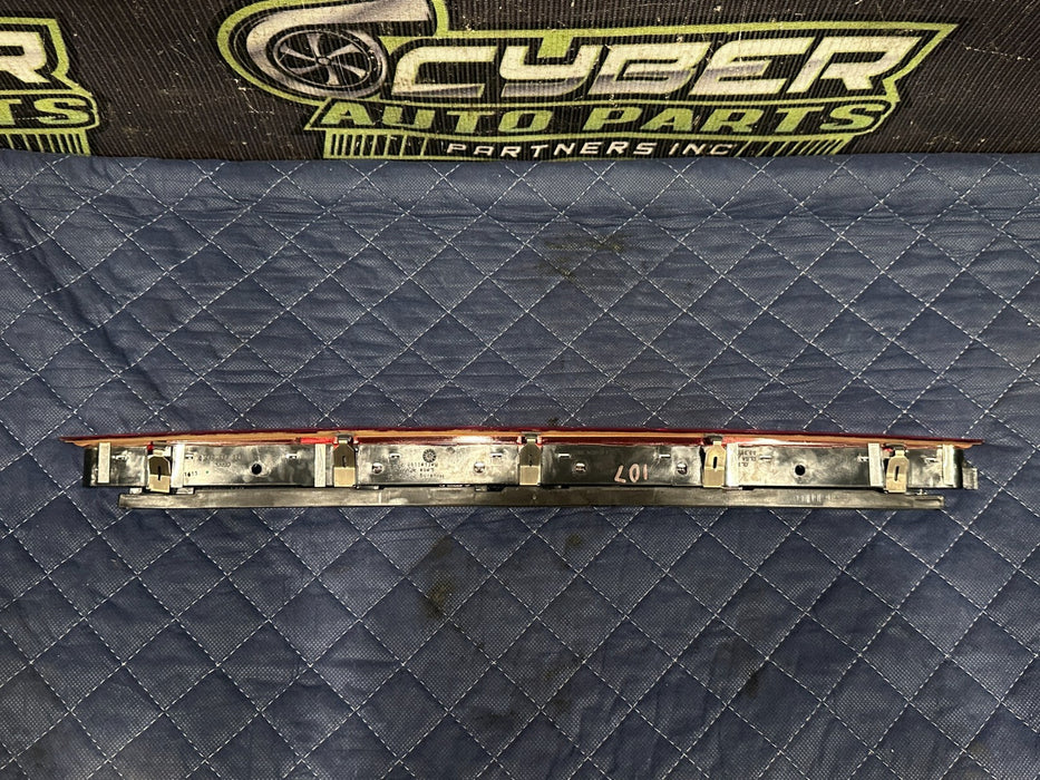 2014 AUDI R8 HIGH MOUNT BRAKE LIGHT LAMP 420 945 097 B OEM