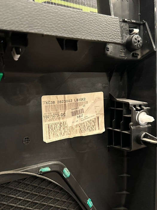 2017-2019 FORD 350 F450 PLATINUM FRONT PASSENGER RIGHT DOOR PANEL OEM *WEAR 5-9*