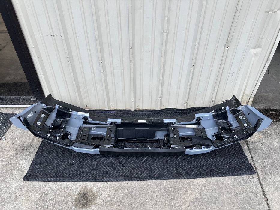 2023  2024 2025 FORD F450 FRONT BUMPER ASSEMBLY GLACIER GRAY~SCRATCHES~