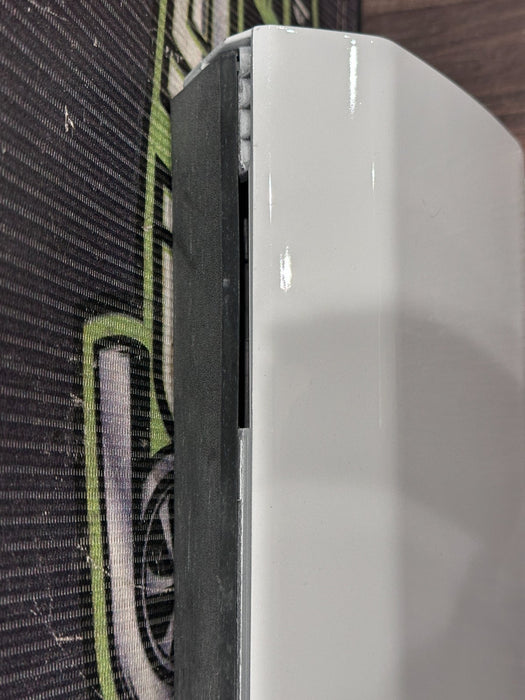 2020 AUDI RS Q8 FRONT RIGHT LOWER DOOR MOLDING CARBON FIBER TRIM OEM 4M8 853 960