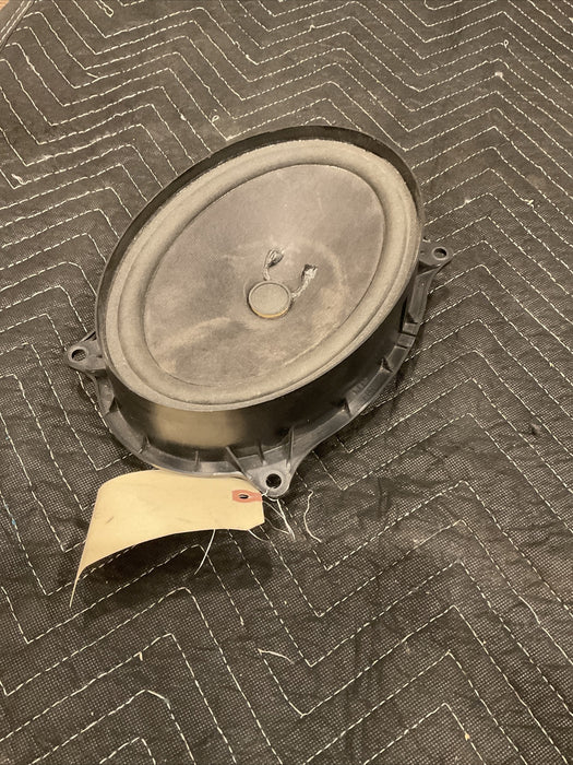 2016 NISSAN TITAN XD CREW FRONT RIGHT DOOR SPEAKER 28157-EZ00A OEM